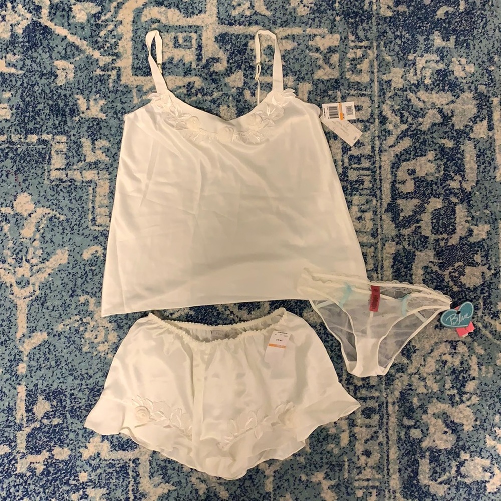 Silk bridal set, NWT, size S
